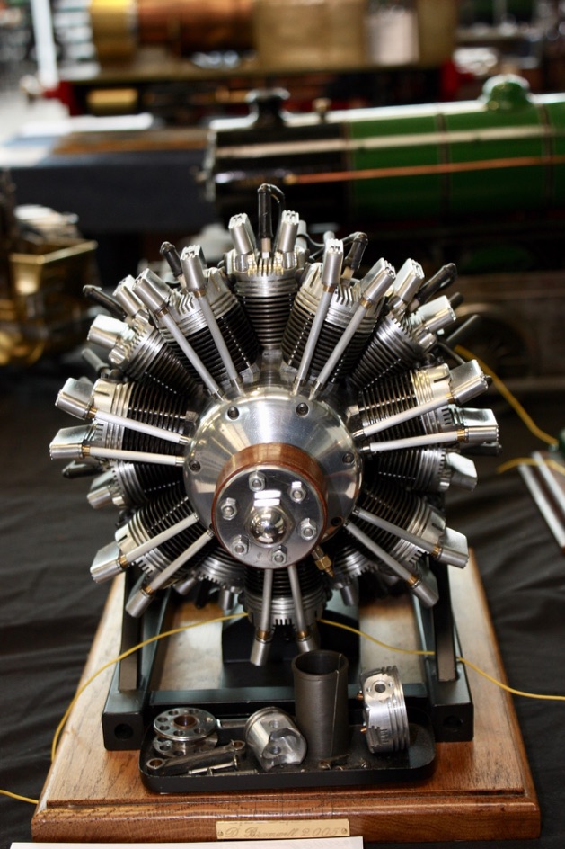 14 cyl radial aero engine